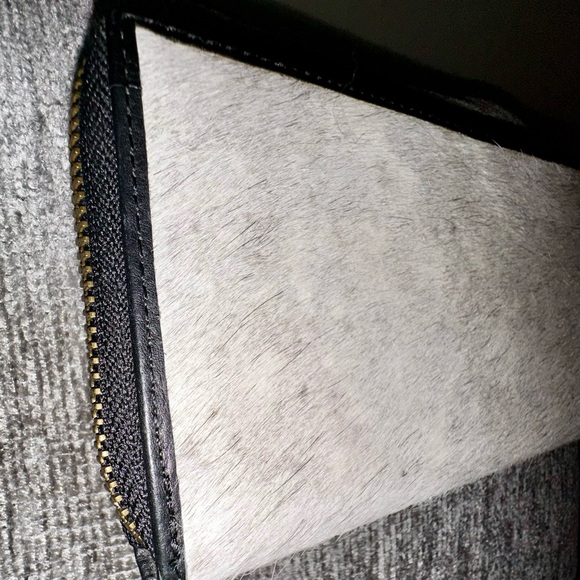 STS Ranchwear Cowhide Leather Wallet - Picture 5 of 11